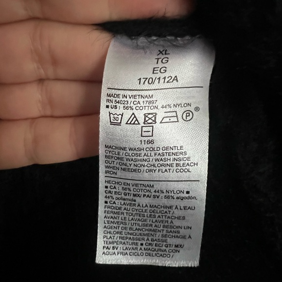 Cropped Eyelash Cardigan Sweater - Picture 8 of 12